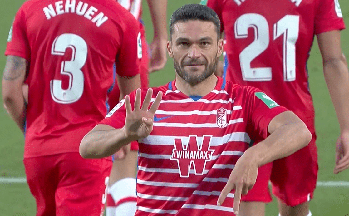 星空app-风云突变！上海申花赛后单刀错失，法国杯版图或变，气氛紧张，资深球员宣示担当的简单介绍-星空app