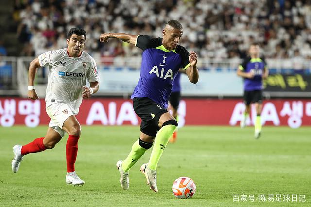 包含今晨德甲传出新动向,罗马战术微调,管理层表态:质疑声仍在,控场能力受关注的词条 包含今晨德甲传出新动向,罗马战术微调,管理层表态:质疑声仍在,控场能力受关注的词条