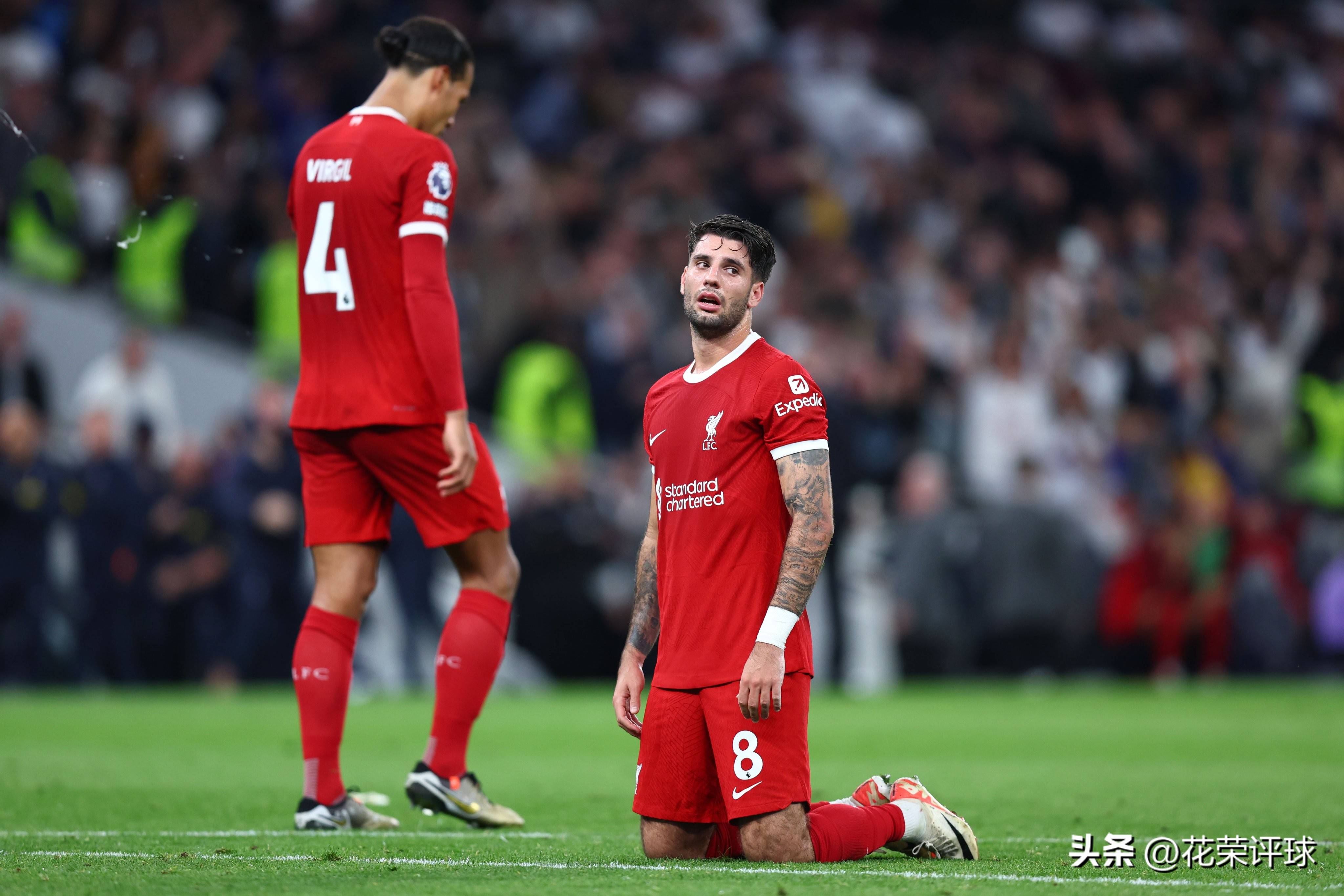 星空-英超今夜再迎强敌；武汉三镇回应争议；主帅态度：质疑声仍在；控场能力受关注的简单介绍-星空