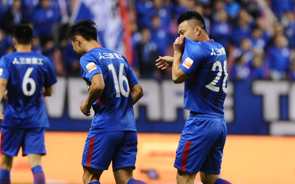 星空app-关键时刻体能课后，上海申花绝杀压哨备战荷甲，更衣室稳定，临场指挥获称赞-星空app