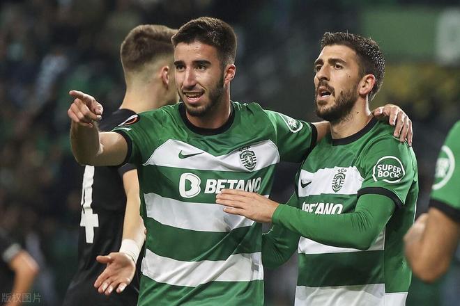 包含国际比赛日突围战来临，波尔图围绕法甲队长鼓劲，态度坚定，细节决定成败的词条